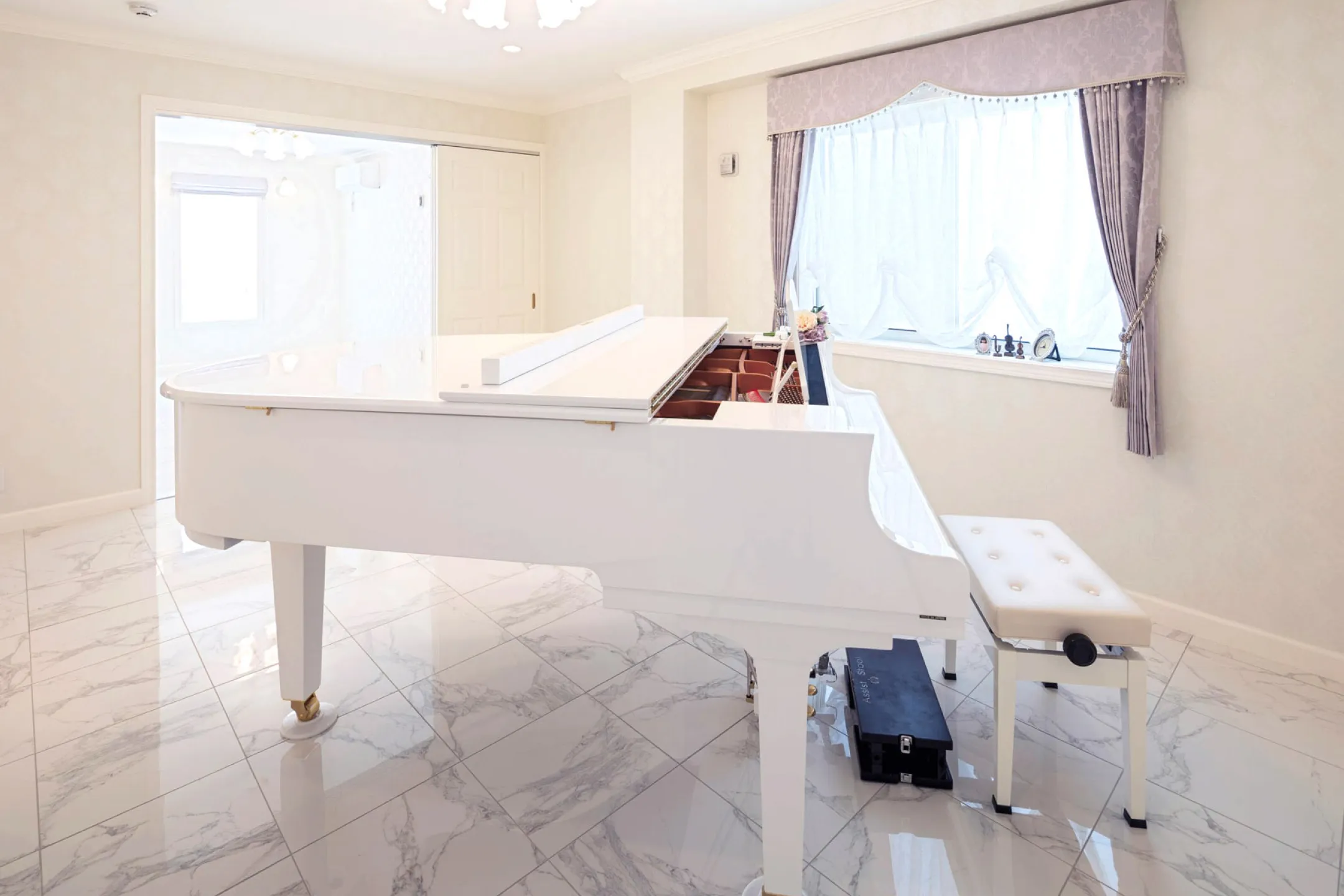 音楽教室もできるピアノ室